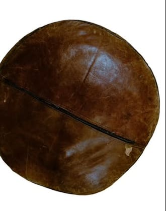 Plain-topped leather pouf